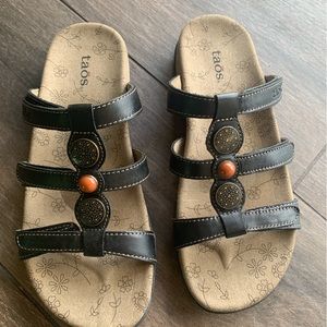 Taos sandals - worn once